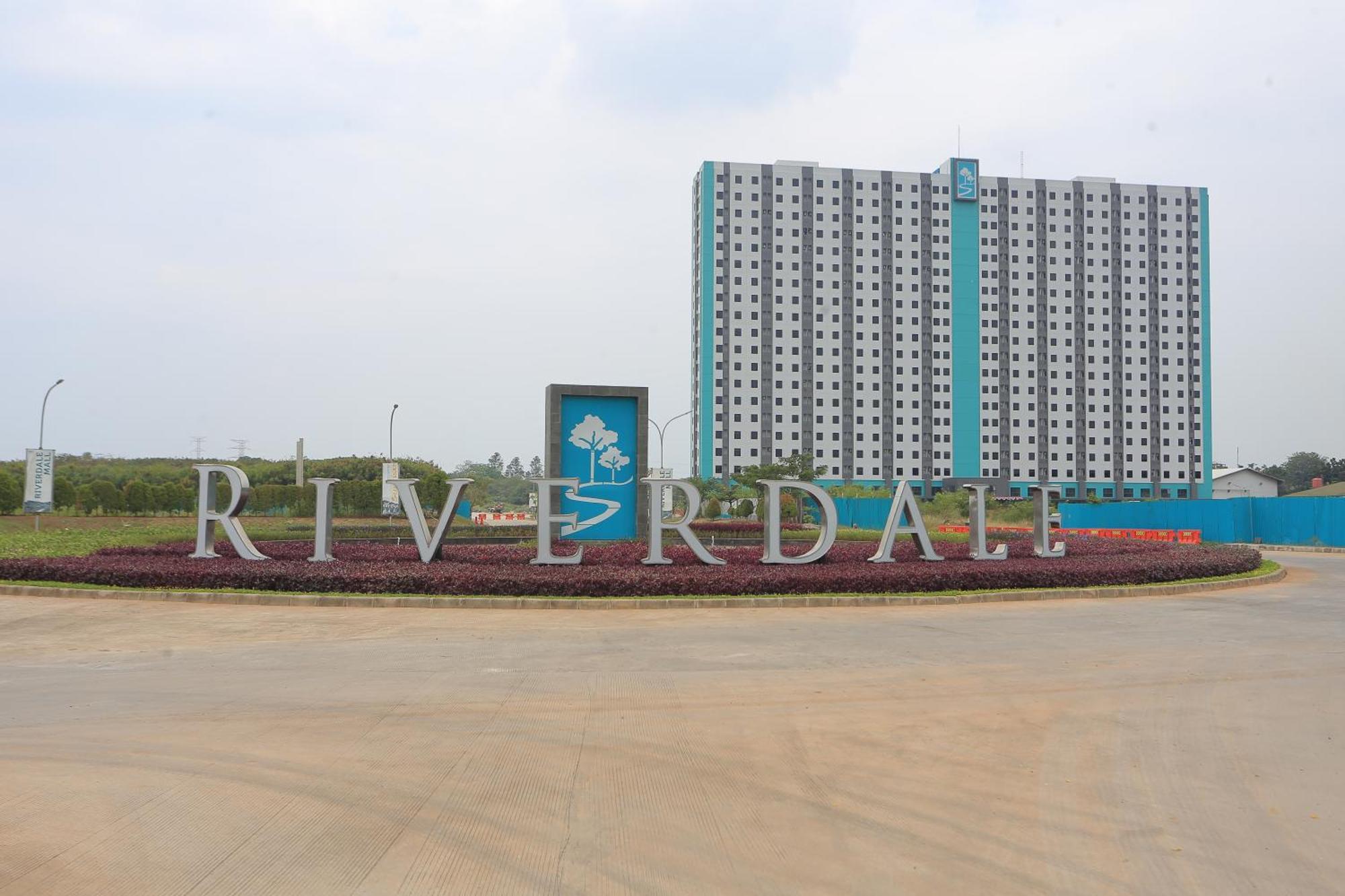 Dancenter Cikarang Near Ridhoka Salma Hospital Hotel 3*